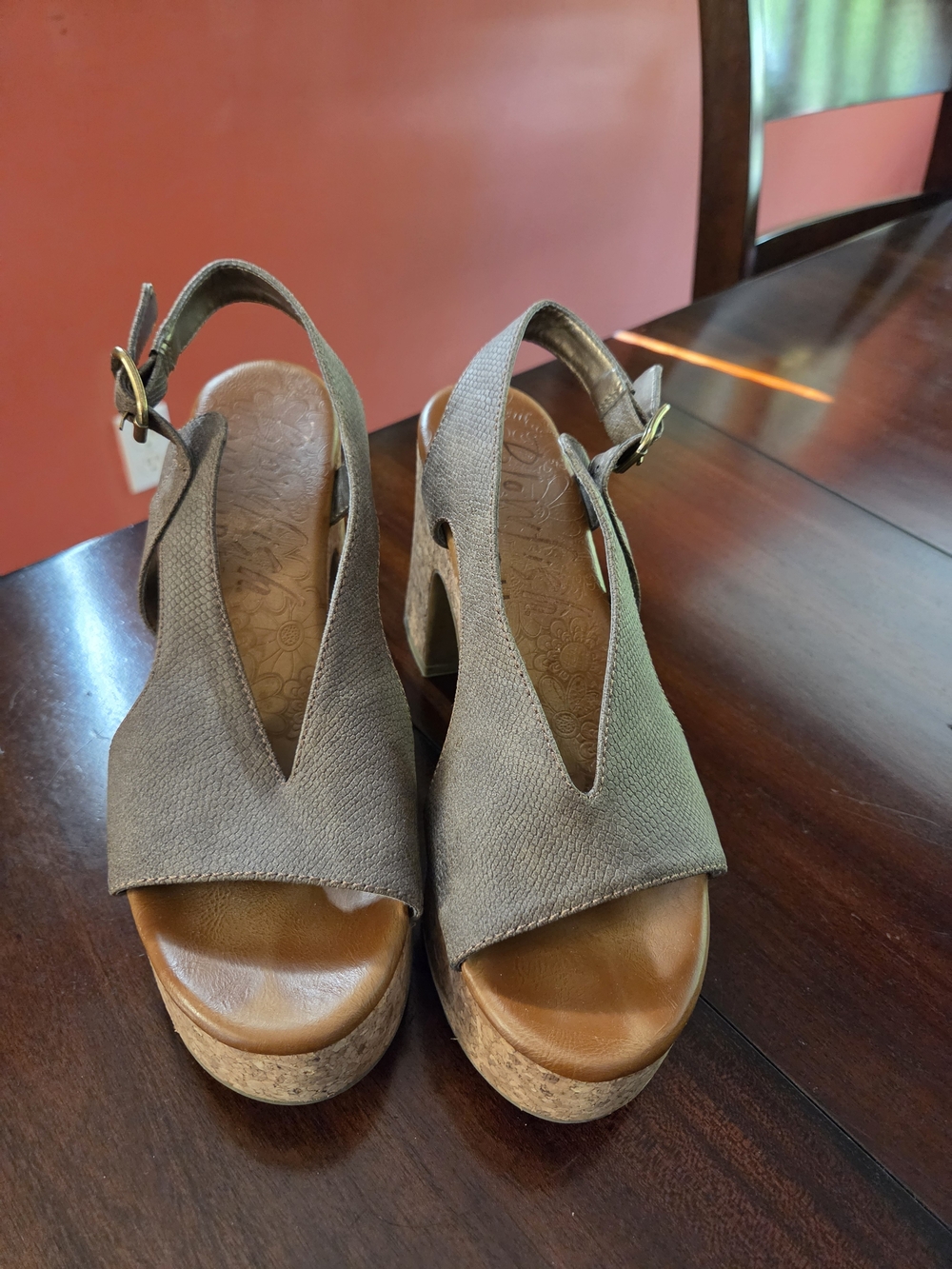 Blowfish Brown Cork Platform Slingback Sandals. In Great Condition!